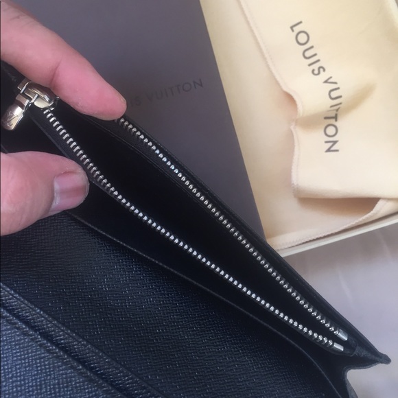 Wallet - Picture 3 of 8